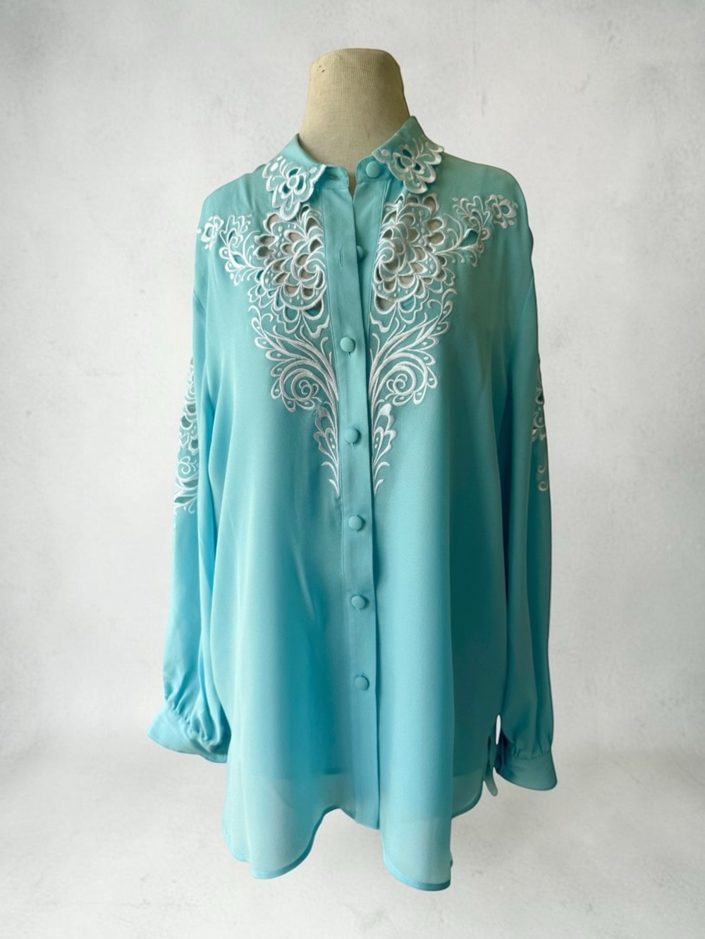 Vtg Bob Mackie Wearable Art Blue Silk Embroidered Blouse XL Cami 2pc Laser Cut